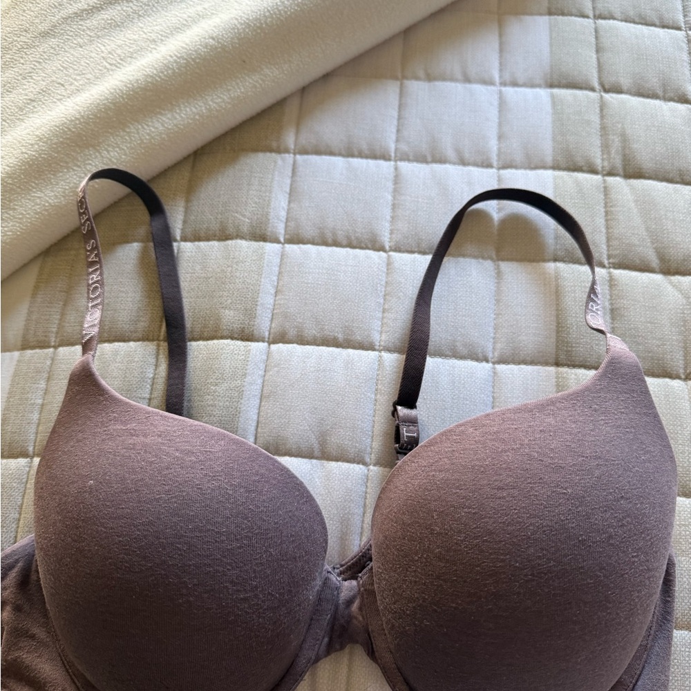Victoria's Secret Mauve Lightly Padded Everyday Bra